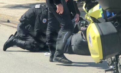 ΠΑΤΡΑ: ΙΧ συγκρούστηκε με δίκυκλο! - ΦΩΤΟ