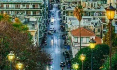 Πάτρα: 133 μαγαζιά αποκτούν κοινή εικόνα με επιγραφές και λουλούδια – Σε ποια περιοχή
