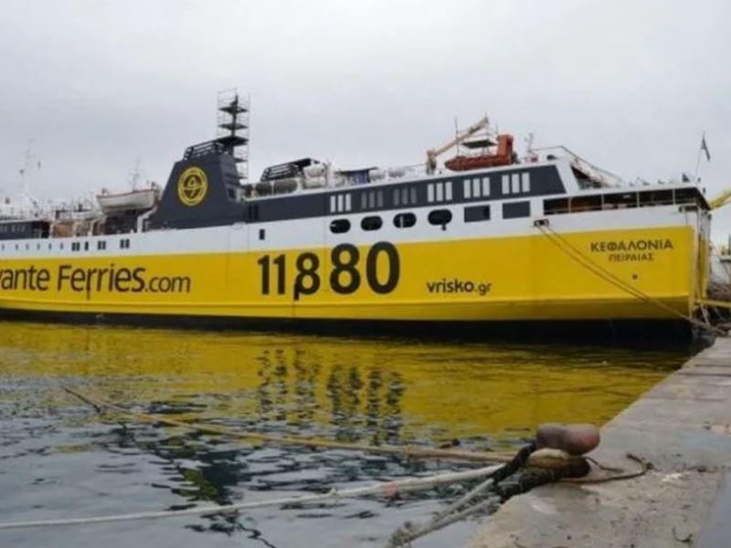 Κακοκαιρία "δένει" τα καράβια στα λιμάνια και διακόπτει την κυκλοφορία στη Γέφυρα Ρίου - Αντιρρίου
