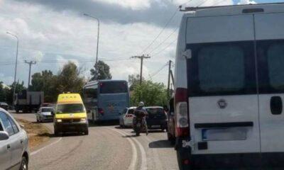 ΔΥΤΙΚΗ ΕΛΛΑΔΑ: Τροχαίο ατύχημα - Τραυματίας πεζός και ουρές στην οδό προς Λευκάδα