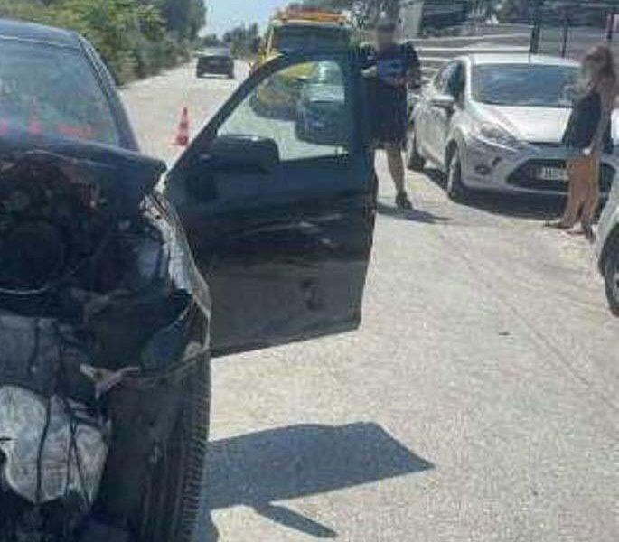 ΠΑΤΡΑ: Τροχαίο δυστύχημα στην Οβρυά - Σοβαρή σύγκρουση στην Οδό Ξηροποτάμου