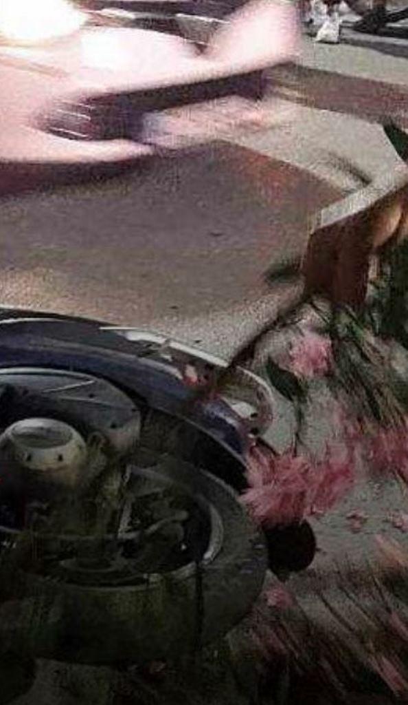 ΠΑΤΡΑ: Δεύτερο τροχαίο ατύχημα στην οδό Νοταρά 44 - Οδηγός δίκυκλης μηχανής τραυματίζεται και μεταφέρεται στο Νοσοκομείο