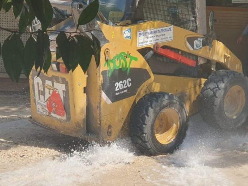 ΠΑΤΡΑ: Καθυστερήσεις και Τεχνικά Λάθη στην Ανάπλαση της Περιοχής Τριών Ναυάρχων - Έσπασαν αγωγό ύδρευσης