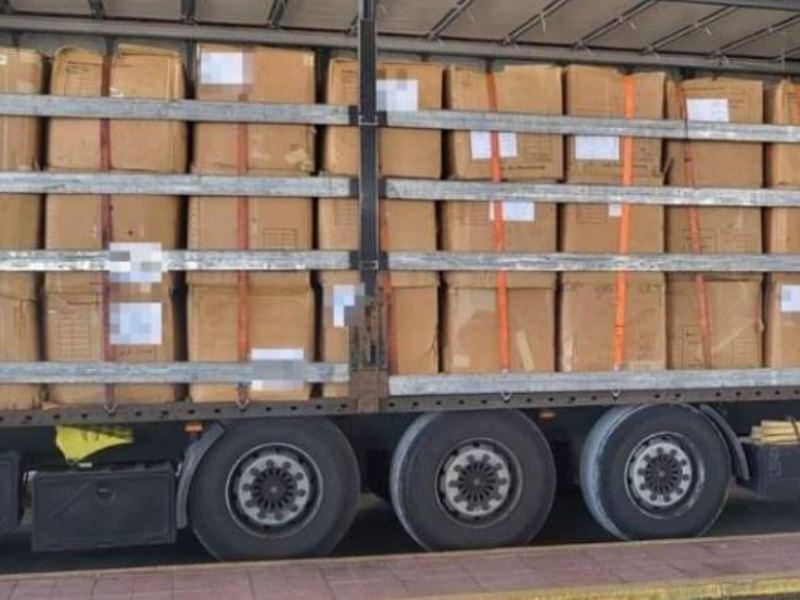 ΠΑΤΡΑ: Χτυπήματα κατά της διακίνησης παράνομου καπνού - Κατάσχεση 14.355 κιλών βιομηχανοποιημένου καπνού στο Λιμάνι