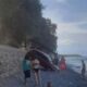 Πτώση ΙΧ αυτοκινήτου σε παραλία του Κράθιου Ακράτας - Μαρτυρίες αναφέρουν απροσεξία του οδηγού