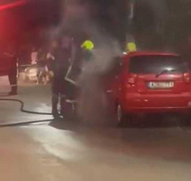 ΠΑΤΡΑ: Πανικός - Φωτιά σε Κινούμενο Όχημα στην Οδό Νοταρά - ΦΩΤΟ