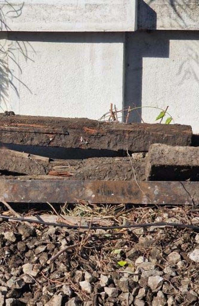 Ο προαστιακός της Πάτρας σε κατάσταση διάλυσης - ΦΩΤΟ