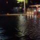 ΠΑΤΡΑ: Πλημμύρα στην παραλιακή του Ρίου - Εγκλωβίστηκαν πελάτες καταστημάτων