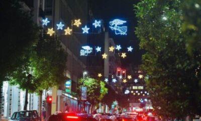 Χριστούγεννα στην Πάτρα: Τα παιδιά άναψαν το φως της χαράς - ΦΩΤΟ