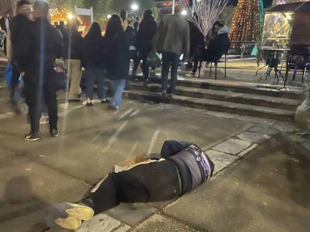 ΠΑΤΡΑ-παζάρι: Αστεγία και έλλειψη σεβασμού - ΦΩΤΟ