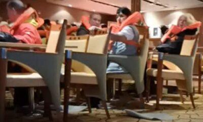 ΣΟΚΑΡΙΣΤΙΚΟ ΒΙΝΤΕΟ: Νορβηγικό κρουαζιερόπλοιο χτυπάται από τεράστια κύματα - Οι Επιβάτες πανικοβλημένοι σε καταιγιδικές συνθήκες