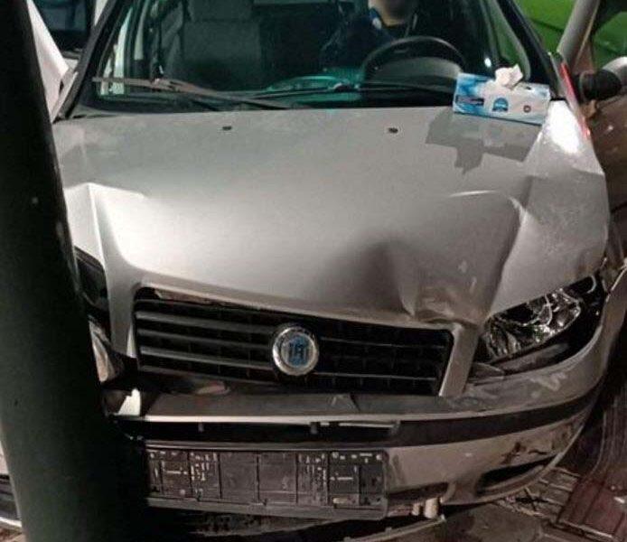 ΠΑΤΡΑ: Τροχαίο ατύχημα στη διασταύρωση των οδών Μαιζώνος και Παπαφλέσσα - ΦΩΤΟ