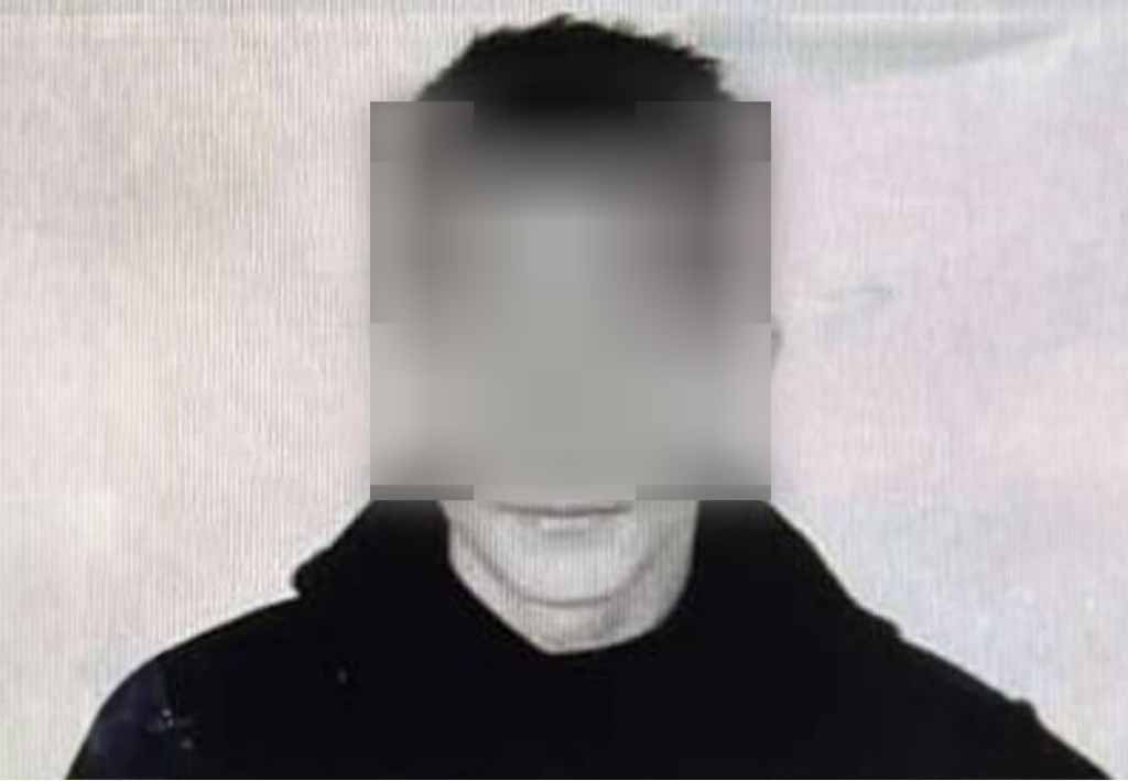 18χρονος ομολόγησε την επίθεση με ναυτική φωτοβολίδα σε αστυνομικό στου Ρέντη