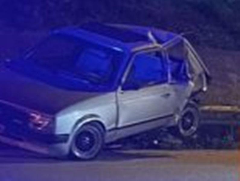 ΠΑΤΡΑ-Τροχαίο στην καρμανιόλα Πατρών-Πύργου - Ένα όχημα "σκαρφάλωσε" στις μπάρες