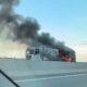 Πυρκαγιά σε φορτηγό στον αυτοκινητόδρομο Πατρών - Κορίνθου: Διακοπή κυκλοφορίας και ουρές χιλιομέτρων - ΦΩΤΟ