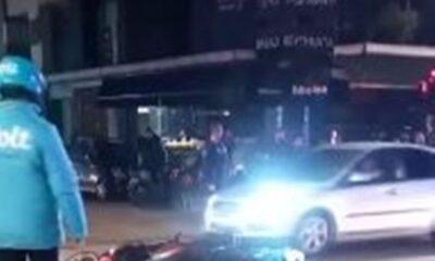 Σφοδρή σύγκρουση ντελιβεράδων στην Πάτρα: Σοβαρά τραυματισμένος ο ένας