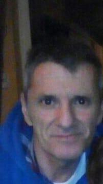 Μπορεί να είναι εικόνα 1 άτομο και χαμογελάει