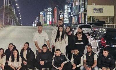 Συγκλονιστική Αντίδραση στην Πάτρα: Οι φίλοι του Γιάννη και του Γιώργου - Έκλεισαν Δρόμο και Έστειλαν Δυνατό Μήνυμα