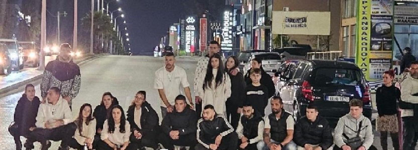 Συγκλονιστική Αντίδραση στην Πάτρα: Οι φίλοι του Γιάννη και του Γιώργου - Έκλεισαν Δρόμο και Έστειλαν Δυνατό Μήνυμα
