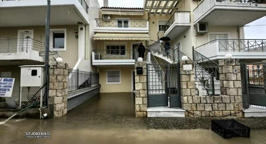 Έκτακτη Καταστροφή στο Ναύπλιο: Σοβαρά Προβλήματα από τις Πλημμύρες - Επείγουσα Δράση από Πυροσβεστική και Πολιτική Προστασία - ΦΩΤΟ