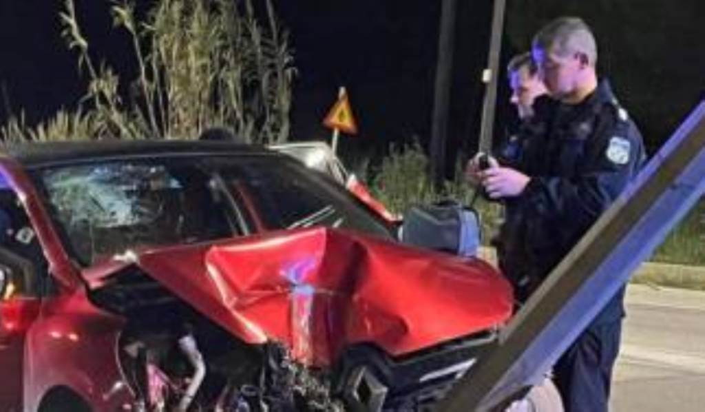 Τραυματισμός δύο ατόμων σε τροχαίο στην εθνική οδό Πύργου – Πατρών