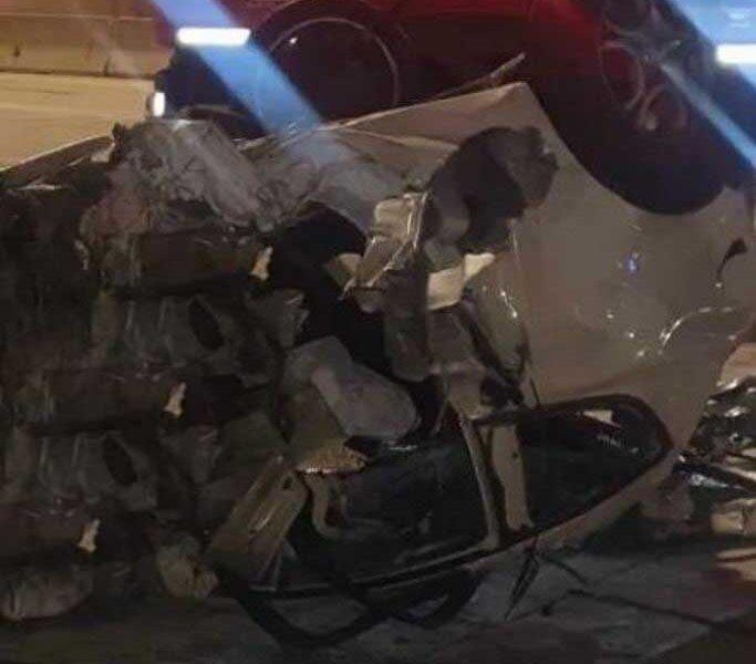 ΠΑΤΡΑ-Σφοδρό τροχαίο στα διόδια Ρίου: ΙΧ μετατρέπεται σε άμορφη μάζα σιδερικών - Σοβαρά τραυματίας ο οδηγός - ΦΩΤΟ