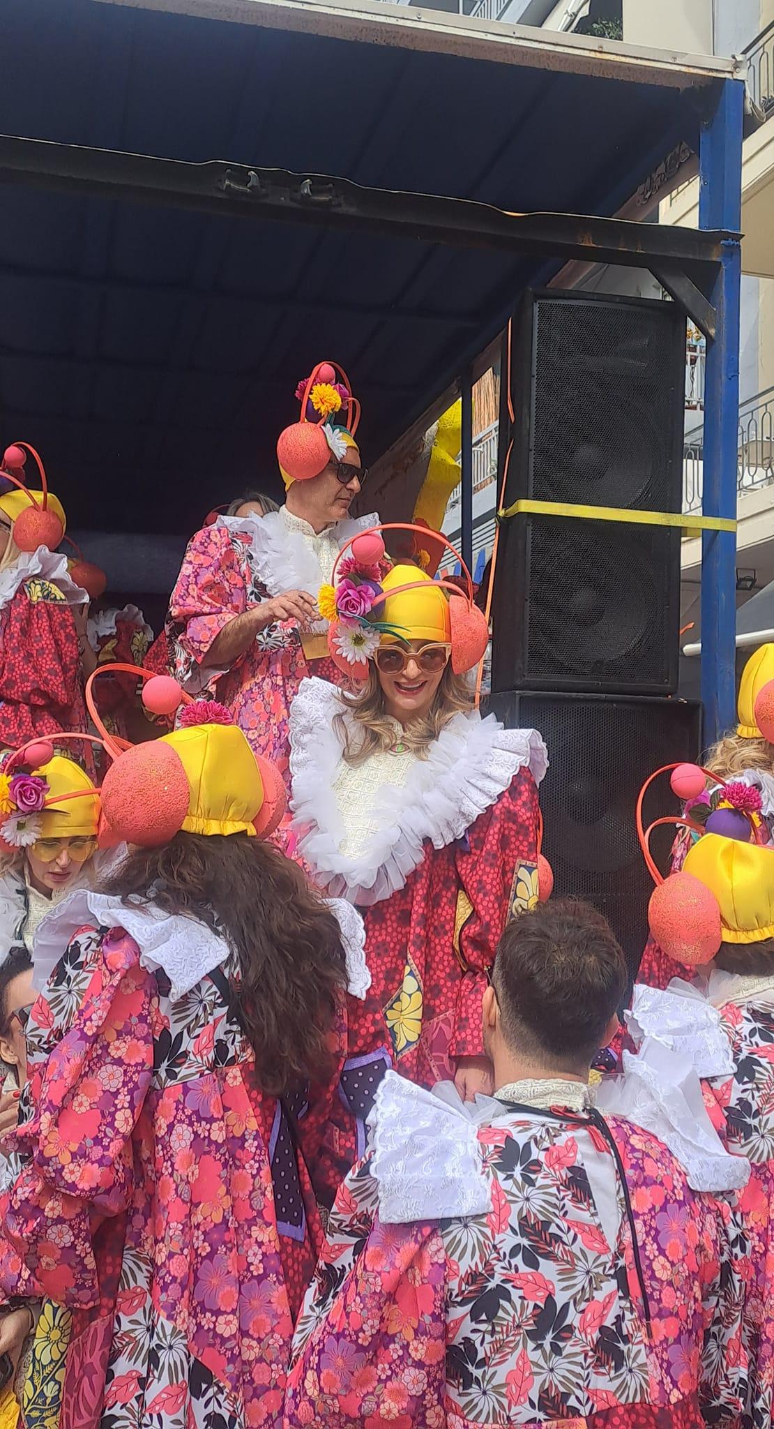 Μπορεί να είναι εικόνα 4 άτομα