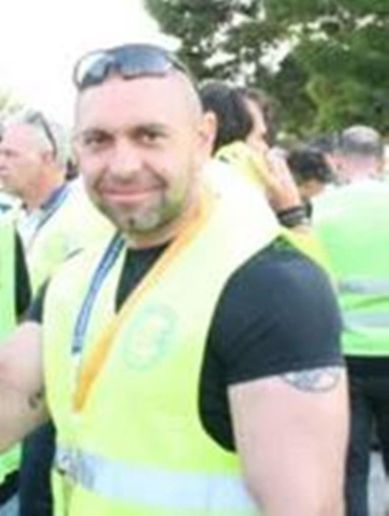 Τραγική Έκβαση: Αστυνομικός της ΕΛΑΣ Σπύρος Τζεραβίνης Κατέρρευσε στο Σπίτι Κατά Τη Διάρκεια Διαδικτυακής Συνομιλίας