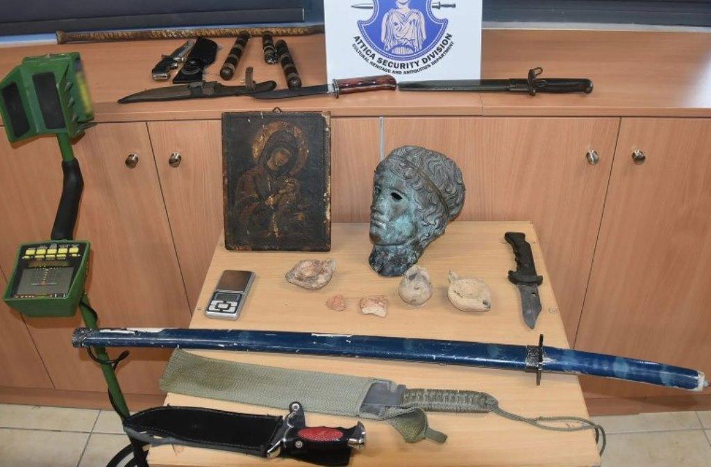 ΠΑΤΡΑ: Συλληφθείσαν 2 γνωστοί Πατρινοί για Παράβαση Νομοθεσίας Προστασίας Αρχαιοτήτων και Πολιτιστικής Κληρονομίας