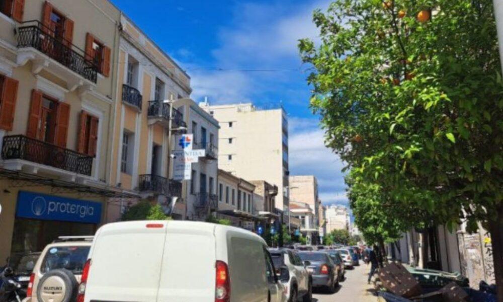 Χάος στο κέντρο της Πάτρας με την άφιξη της Ολυμπιακής Φλόγας - ΔΕΙΤΕ LIVE