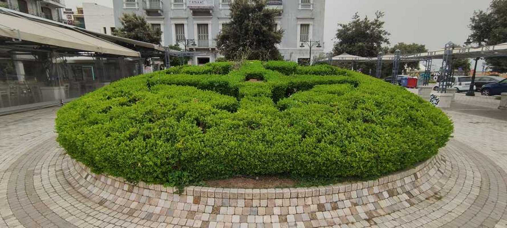 Το άνθινο ρολόι της Πάτρας: Χρειάζεται ανθήσεις, όχι μόνο δείκτες! - ΦΩΤΟ