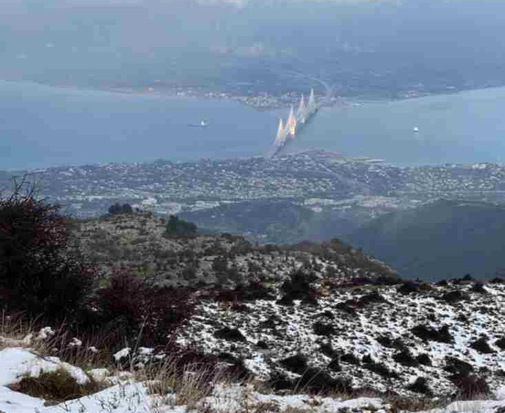 Παναχαϊκό Όρος, χιόνια, Καταφύγιο Ψάρθι, χειμωνιάτικο τοπίο, Ρωμανός Πανόραμα Πάτρας, Κυριάκος Τζουραμάνης, φύση, εξόρμηση, μαγευτικό σκηνικό, χειμώνας