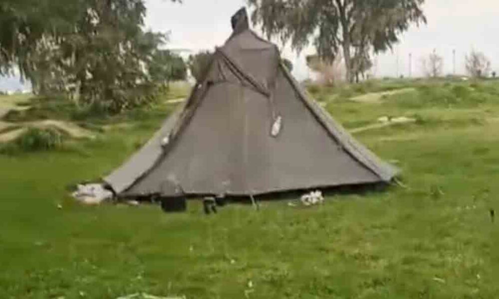 Νότιο Πάρκο, Πάτρα, αισθητική, λειτουργικότητα, κάμπινγκ, σκηνές, σκηνίτες, δημόσιος χώρος, αναψυχή, υγιεινή, ασφάλεια, Δήμος Πατρέων, εμπορικό λιμάνι, κατασκήνωση, δημόσια τάξη, ποιότητα ζωής, παρεμβάσεις, περιβάλλον, κάτοικοι, επισκέπτες, στρατηγική