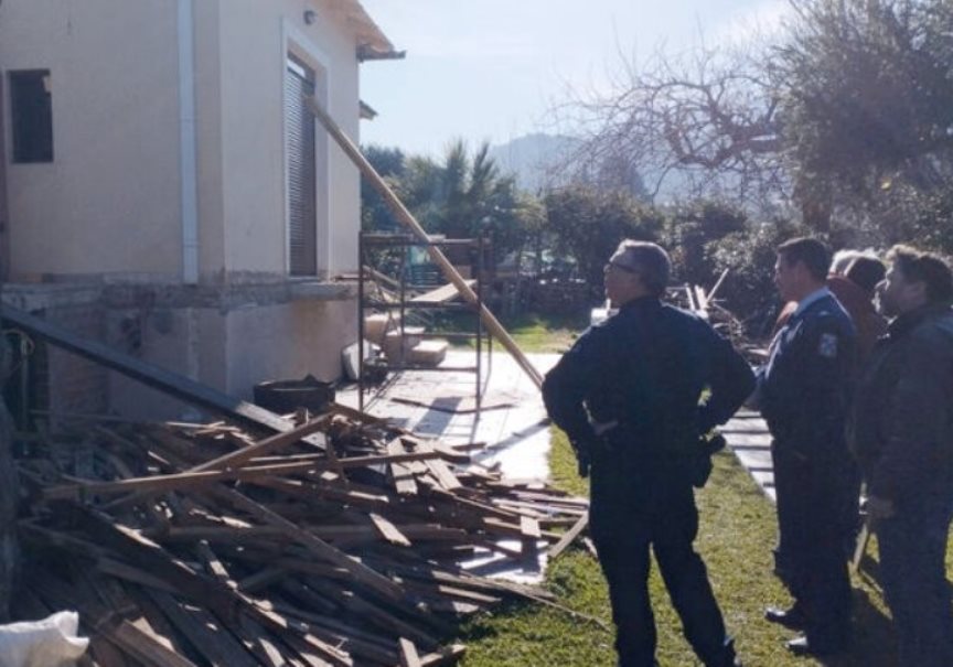 Αραχωβίτικα, εργατικό ατύχημα, 60χρονος οικοδόμος, θάνατος, σκαλωσιά, ανασφάλιστος εργαζόμενος, καθυστέρηση ενημέρωσης, αστυνομία, απόκρυψη ατυχήματος, συνδικάτα, Εργατικό Κέντρο Πάτρας, έλεγχοι ασφαλείας, μέτρα προστασίας, εργατικά ατυχήματα, Εισαγγελέας, εργατική ασφάλεια, εργατικά συνδικάτα, οικοδόμοι, απεργία, έλλειψη προσωπικού, πρόληψη, νοσοκομείο Ρίου, εργατικά δικαιώματα