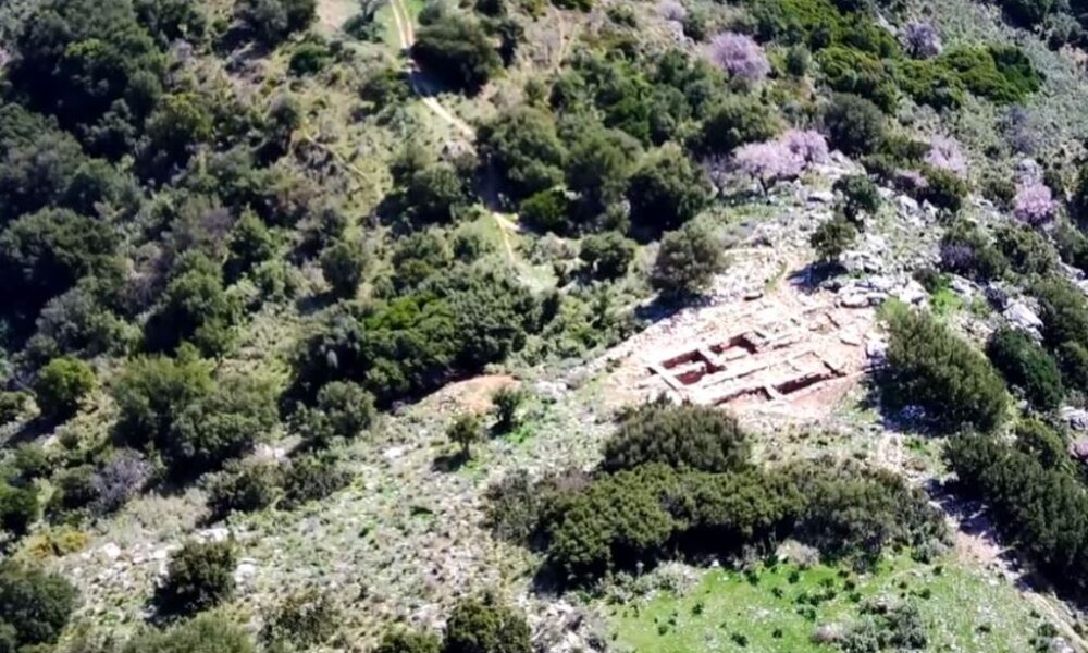 Μυκηναϊκός οικισμός, Μυγδαλιά, Αχάια Κλάους, Φίλιουρας, Ξερόποταμος Γλαύκου, άνδηρα, 6.500 τ.μ., πεδιάδα Πατρών, Τείχος Δυμαίων, Ιόνια νησιά, Αιτωλία, στρατηγική θέση, εποπτεία, μυκηναϊκός κόσμος, δυτική Ελλάδα