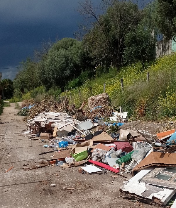 Οβρυά Πατρών, σκουπιδότοπος, καθαριότητα, Δήμος, ΚΕΠ, δρόμος, δημόσια υγεία, επικινδυνότητα, αποκομιδή απορριμμάτων, λύση, κοινωνικό πρόβλημα, περιβάλλον, κάτοικοι, δράση, παρέμβαση, ποιότητα ζωής