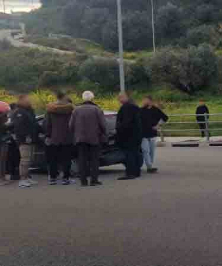 Καραμπόλα, τροχαίο ατύχημα, Πάτρα, μίνι περιμετρική, Ταμπάχανα, τραυματισμός, 30χρονη, Τροχαία Πατρών, συντρίμμια, ασθενοφόρο, κυκλοφοριακή συμφόρηση, υλικές ζημιές, ακινητοποιημένο όχημα, έρευνες, Καθαρά Δευτέρα