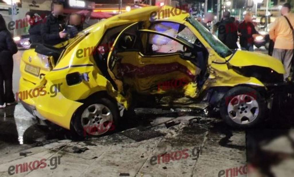 τροχαίο δυστύχημα, Περιστέρι, ταξί, οδηγός ταξί, νεκρός, γυναίκα τραυματίας, σύγκρουση, λεωφόρος Θηβών, Πυροσβεστική, απεγκλωβισμός, τραυματισμένα άτομα, ΕΚΑΒ, νοσοκομεία, Τζάνειο, Γεννηματάς, Παναγή Τσαλδάρη, αδιευκρίνιστες συνθήκες, 16 Μαρτίου