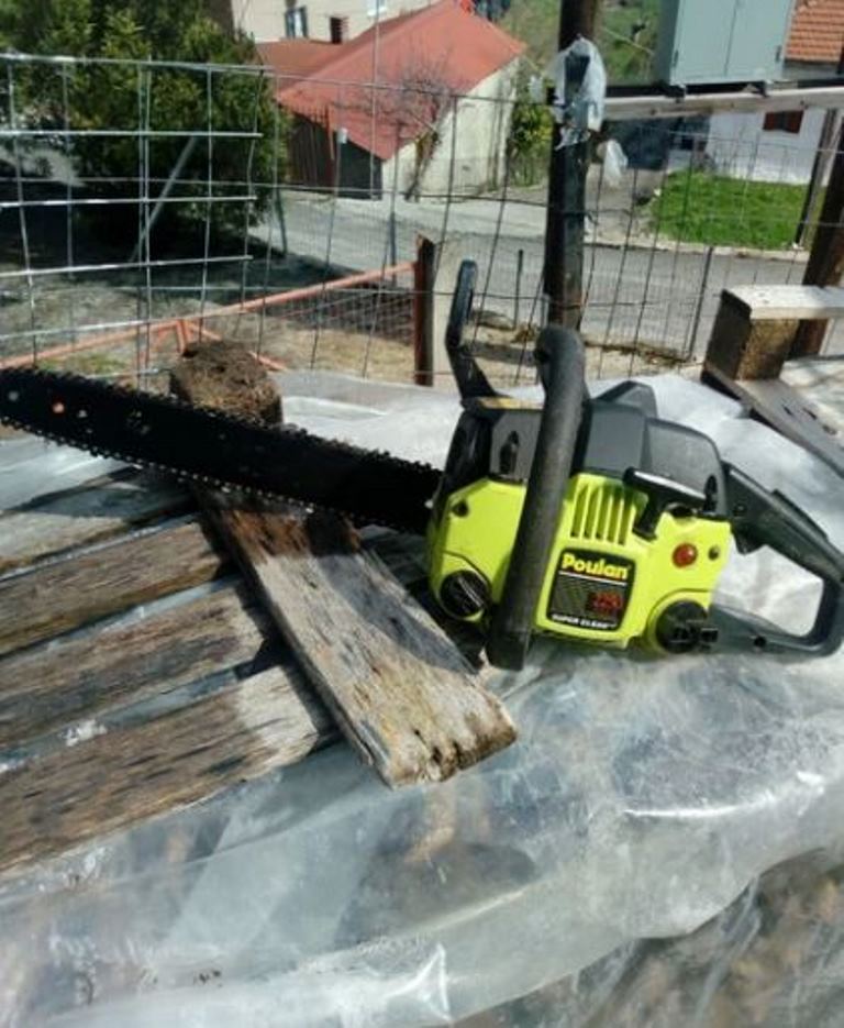 Σύλληψη, Πάτρα, διαπληκτισμός, αλυσοπρίονο, εκφοβισμός, αστυνομία, 39χρονος, περαστικοί, αστυνομικό τμήμα, τοπική κοινωνία, επικίνδυνο συμβάν, έρευνα, κατηγορίες, κέντρο πόλης, αναστάτωση