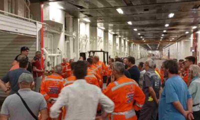 ΠΕΝΕΝ, απεργία, ναυτεργάτες, Αδριατική, SUPERFAST III, ATTICA GROUP, Πάτρα, Ηγουμενίτσα, Ιταλία, 24ωρη απεργία, επιβατηγά οχηματαγωγά, συνδικαλιστικά αιτήματα, προσωπικό ασφαλείας, ΣΕΕΝ, ναυτιλιακές εταιρίες, δρομολόγια, εργατικά δικαιώματα, ναυτεργασία, σύσκεψη, πρόταση εργοδοσίας