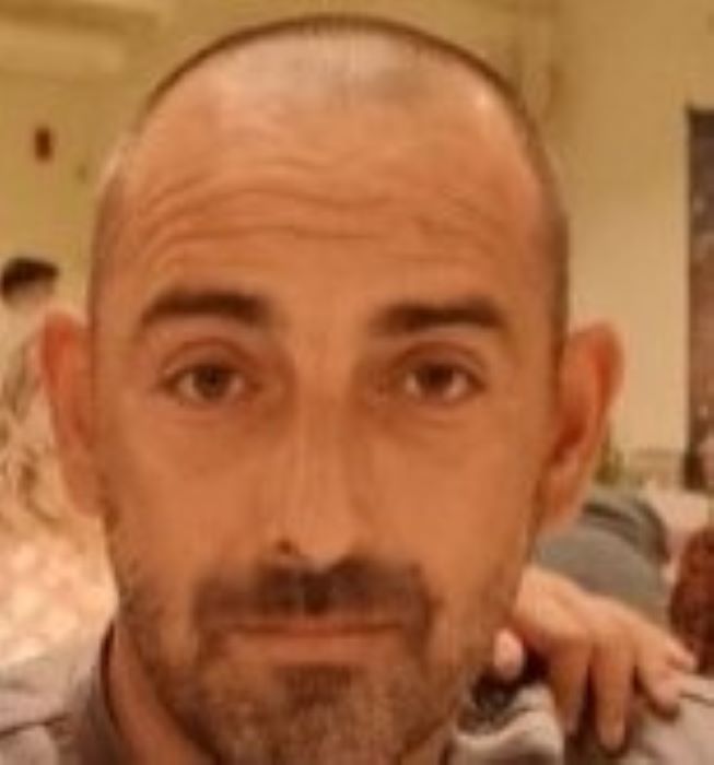 Βασίλης Γαβριελάτος, Σταροχώρι, πτώση από σκαλωσιά, οικοδομή, δυστύχημα, εργατικό ατύχημα, Νοσοκομείο Ρίου, εγκεφαλικός θάνατος, δωρεά οργάνων, μέτρα ασφαλείας, Συνδικάτο Οικοδόμων, Μονάδα Εντατικής Θεραπείας, τραυματισμός στο κεφάλι, εργοτάξιο, πιστόλι αέρος, οικογένεια, πένθος, εμπειρογνώμονες, φωτογραφικό υλικό, διασωλήνωση