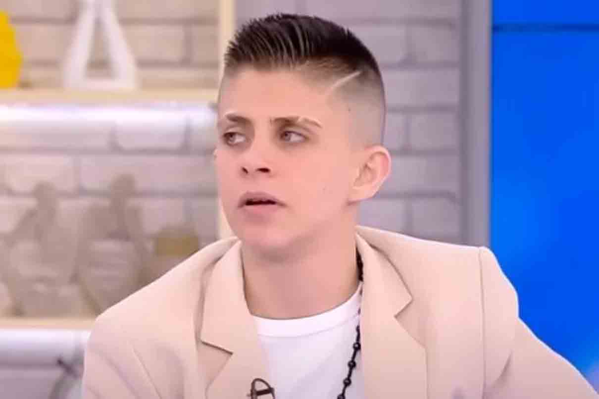 Ειρήνη Μουρτζούκου, σύλληψη, Αμαλιάδα, δολοφονία βρεφών, ξενοδοχείο Αθήνα, ΓΑΔΑ, εισαγγελέας Ευελπίδων, Πάτρα, εγκλήματα κατά ζωής, Νίκος Αλεξανδρής, Αντιμετώπιση Οργανωμένου Εγκλήματος, ένταλμα σύλληψης, Ανακριτικό Τμήμα Αχαΐας, κοινή γνώμη, σοκ, οικογενειακή τραγωδία, απόπειρα δολοφονίας, δικαστική εξέλιξη