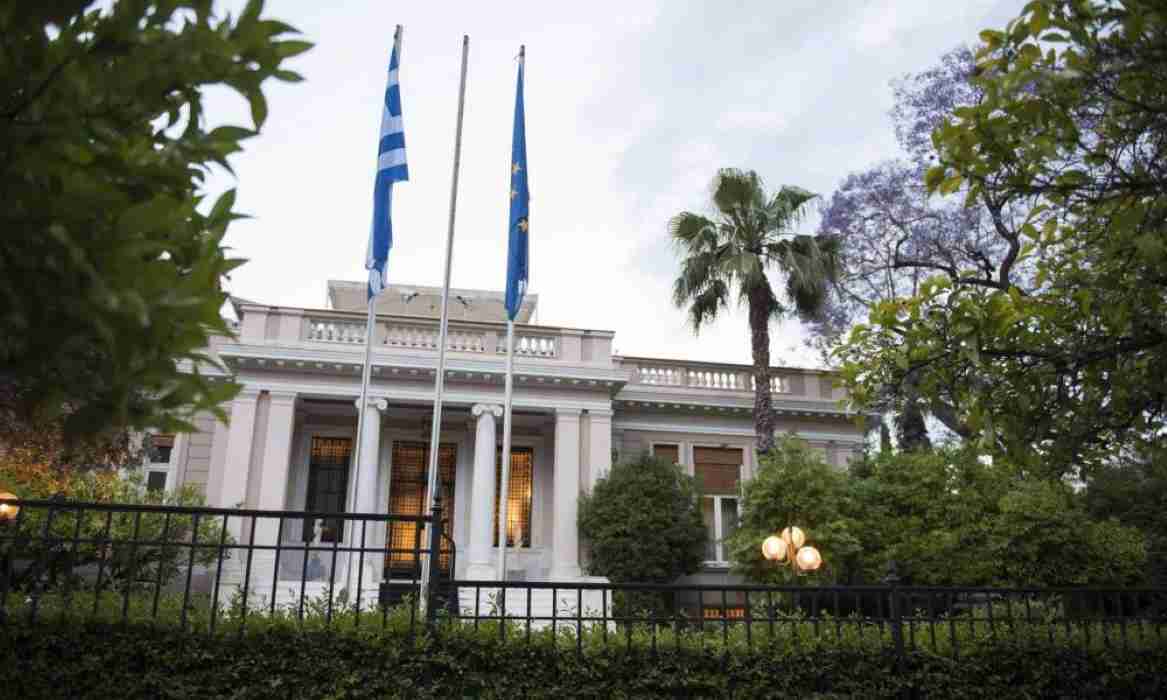 Διπλωματία, Ελλάδα, Λιβύη, θαλάσσια οριοθέτηση, Διεθνές Δίκαιο, Ρηματική Διακοίνωση, ΟΗΕ, Τουρκολιβυκό Μνημόνιο, Αποκλειστική Οικονομική Ζώνη, Υφαλοκρηπίδα, Τρίπολη, Άγκυρα, Ελληνικός θαλάσσιος χωροταξικός σχεδιασμός, Συμμαχίες, Διαπραγματεύσεις, Εξωτερική Πολιτική, Διπλωματικό μήνυμα, Επίσκεψη Υπουργού Εξωτερικών, Νομική θέση, Παράνομες συμφωνίες, Περιφερειακή σταθερότητα