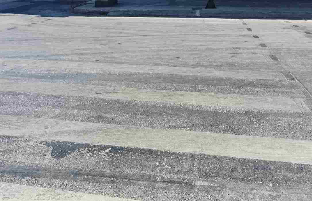 έξυπνη διάβαση, Πάτρα, Αυλώνος, Ακρωτηρίου, Δυτική Ελλάδα, Περιφέρεια, διάβαση πεζών, έργα υποδομής, σπατάλη δημοσίου χρήματος, κυκλοφοριακή ασφάλεια, τεχνολογία στους δρόμους, πεζοδρόμια, σηματοδότες, κυκλικοί κόμβοι, κολυμβητήριο Αγυιάς, εγκατάλειψη έργων, τοπική αυτοδιοίκηση, δημόσιο έργο, κακοτεχνία, προβλήματα στους δρόμους, καθημερινότητα πολιτών, χρηματοδοτήσεις ΕΣΠΑ, αόρατη διάβαση, αναποτελεσματικότητα, προτεραιότητες περιφέρειας, δημόσιο χρήμα