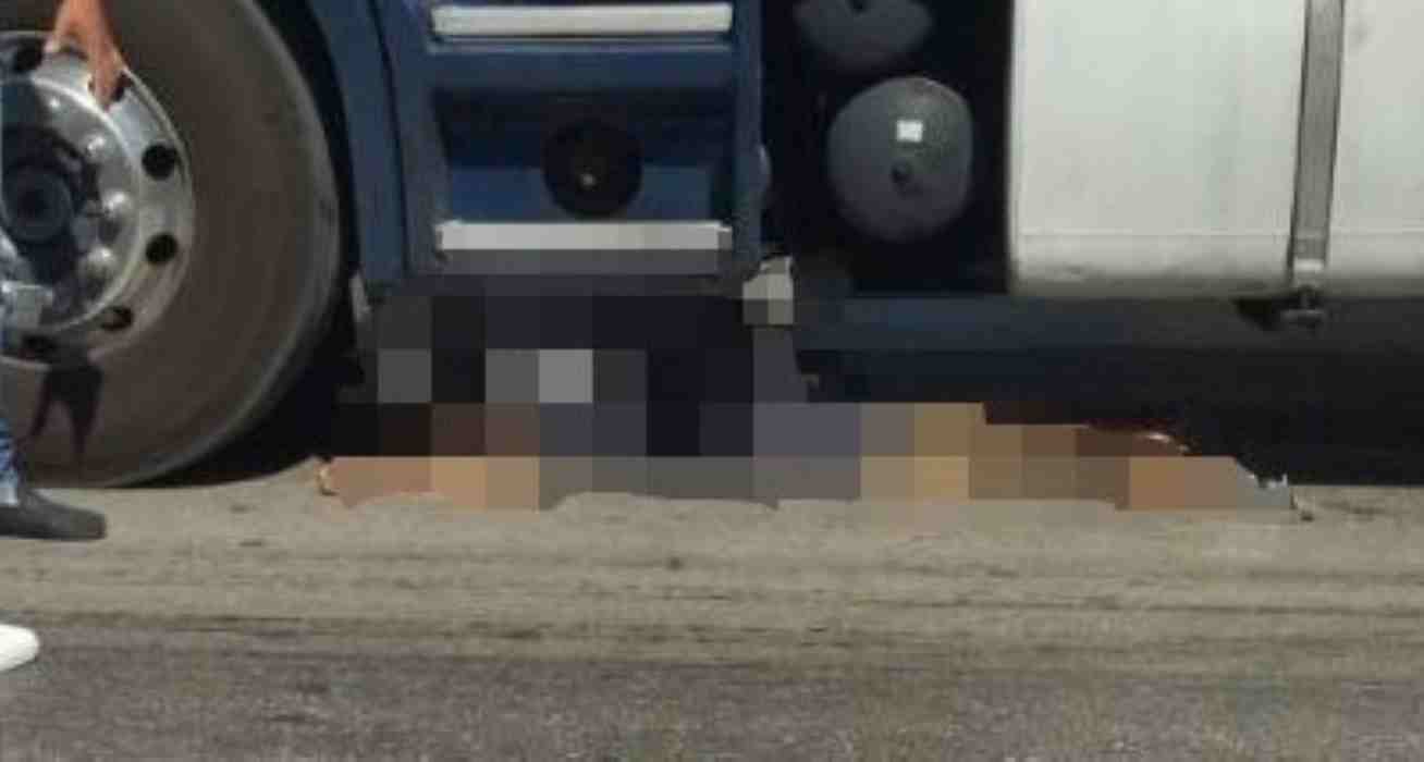 Πατρα, Δεμένικα, τροχαίο, δυστύχημα, νταλίκα, ηλικιωμένη, γυναίκα, θάνατος, τροχαία, ΕΚΑΒ, σορός, νοσοκομείο, Κυριαζής, κυκλοφορία, βαρέα οχήματα, τροχαίο δυστύχημα, νεκροψία, νεκροτομή, τοπική κοινωνία, οδική ασφάλεια