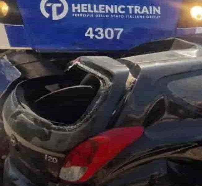 Κυρανάκης, Κουτσούμπας, Βουλή, Πάτρα, Προαστιακός, ατύχημα, ισόπεδη διάβαση, Ι.Χ., μπάρες, φωτοσήματα, σιδηρόδρομος, ασφάλεια, Δήμος Πατρέων, Κώστας Πελετίδης, σωματείο μηχανοδηγών, ορατότητα, αυτοσχέδιες διαβάσεις, ευθύνες, κυβέρνηση, ΚΚΕ, Υπουργείο Υποδομών, Υπουργείο Μεταφορών, νομοσχέδιο, σύγκρουση, τροχαίο, Πατραϊκός Προαστιακός