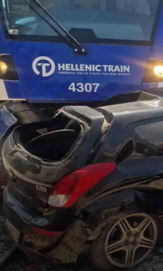 Κυρανάκης, Κουτσούμπας, Βουλή, Πάτρα, Προαστιακός, ατύχημα, ισόπεδη διάβαση, Ι.Χ., μπάρες, φωτοσήματα, σιδηρόδρομος, ασφάλεια, Δήμος Πατρέων, Κώστας Πελετίδης, σωματείο μηχανοδηγών, ορατότητα, αυτοσχέδιες διαβάσεις, ευθύνες, κυβέρνηση, ΚΚΕ, Υπουργείο Υποδομών, Υπουργείο Μεταφορών, νομοσχέδιο, σύγκρουση, τροχαίο, Πατραϊκός Προαστιακός