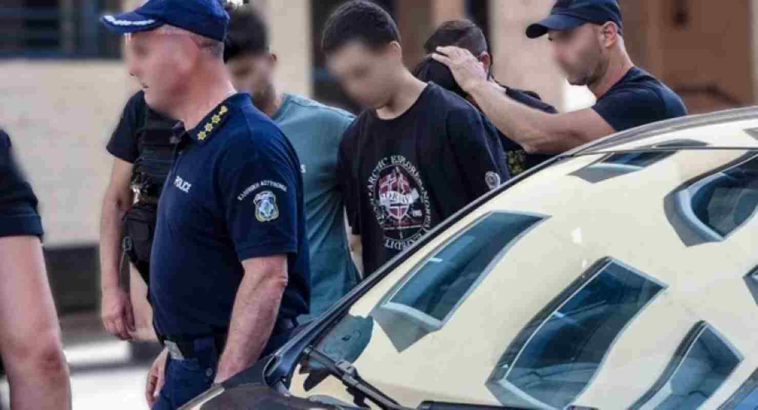 εμπρησμός, Συχαινά, Πάτρα, 19χρονος, 27χρονος, ομολογία, φωτιά, τσακμάκι, μπύρες, χασίς, τσίπουρο, μαρτυρίες, κάτοικοι, μοτοσικλέτα, δασική έκταση, μη δασική έκταση, συναυτουργία, κατά συρροή, κατά εξακολούθηση, Γηροκομείο Πάτρας, 25χρονος, απολογία, αστυνομία, συλλήψεις, πυρκαγιά