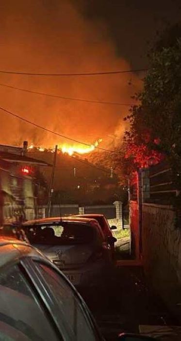 Νέα φωτιά στα Συχαινά – Προληπτική Εκκένωση στις Περιοχές Μπάλα και Βούντενης