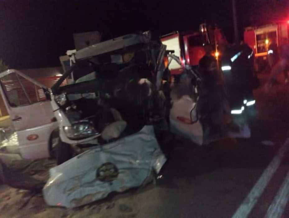 τροχαίο, δυστύχημα, Εθνική Οδός 111, Δαφνούλα, Ερύμανθος, φορτηγό, μελισσοκομικό όχημα, σύγκρουση, εγκλωβισμός, Πυροσβεστική, ΕΚΑΒ, νοσοκομείο, θάνατος, 60χρονος, Καρπέτα Αχαΐας, Τροχαία, έρευνα, αιτίες ατυχήματος, τοπική κοινωνία, θλίψη